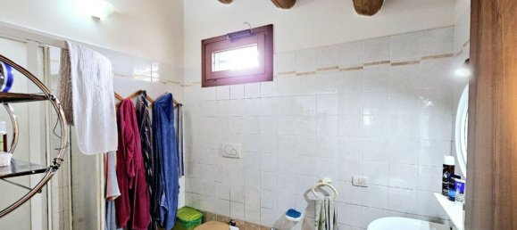 4 bedrooms Villa in Villa Estense, Italy No. 379564 11