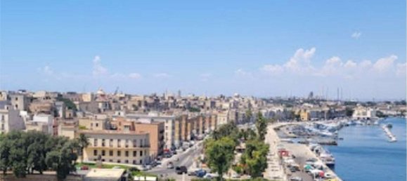 8-salle Appartement à Brindisi, Italy No. 180944 42