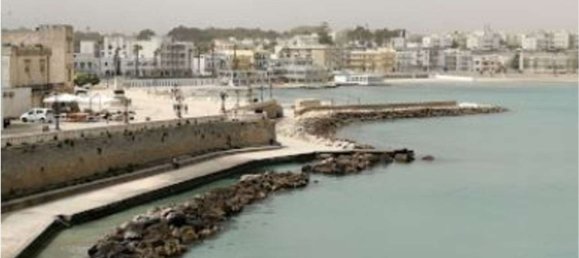 8-salle Appartement à Brindisi, Italy No. 180944 22