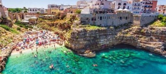 8-salle Appartement à Brindisi, Italy No. 180944 36