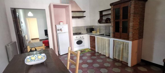 3-salle Appartement à Messina, Italy No. 40837 12