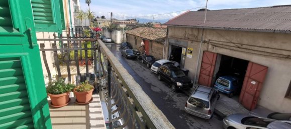 3-salle Appartement à Messina, Italy No. 40837 16