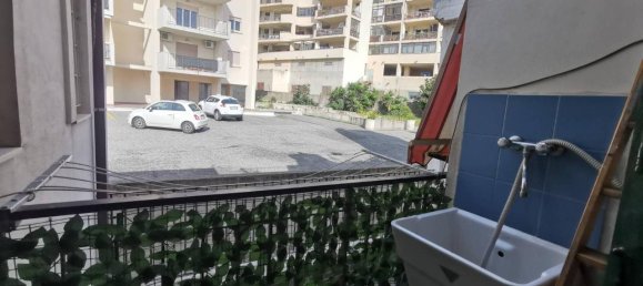 3-salle Appartement à Messina, Italy No. 40837 11