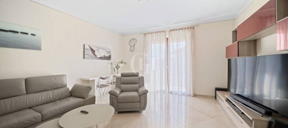 4 bedrooms Villa in Toscolano Maderno, Italy No. 122101 3