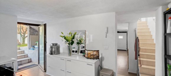 4 bedrooms Villa in Toscolano Maderno, Italy No. 122101 25