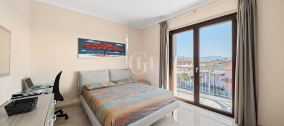 4 bedrooms Villa in Toscolano Maderno, Italy No. 122101 10