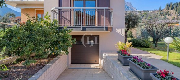 4 bedrooms Villa in Toscolano Maderno, Italy No. 122101 24