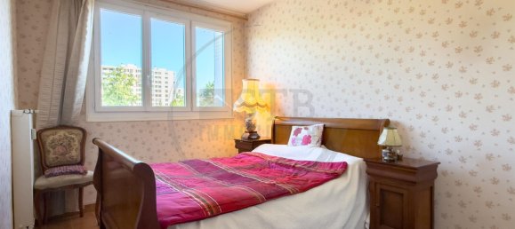 2 rooms Apartment in Valence, France No. 302744 7