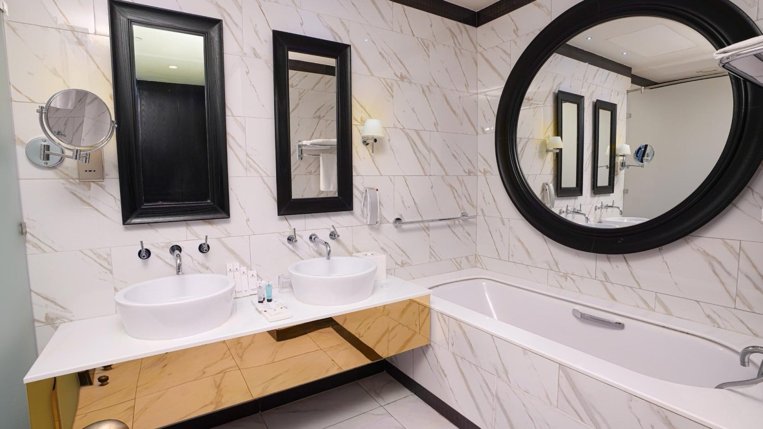 Wohnung in The Atria, Business Bay, UAE 54.81m², Nr. 62695