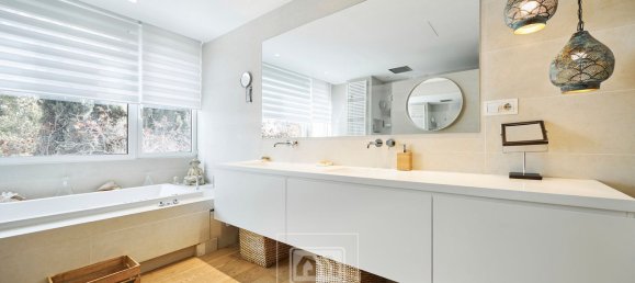 6 chambres Appartement à Madrid, Spain No. 73931 38