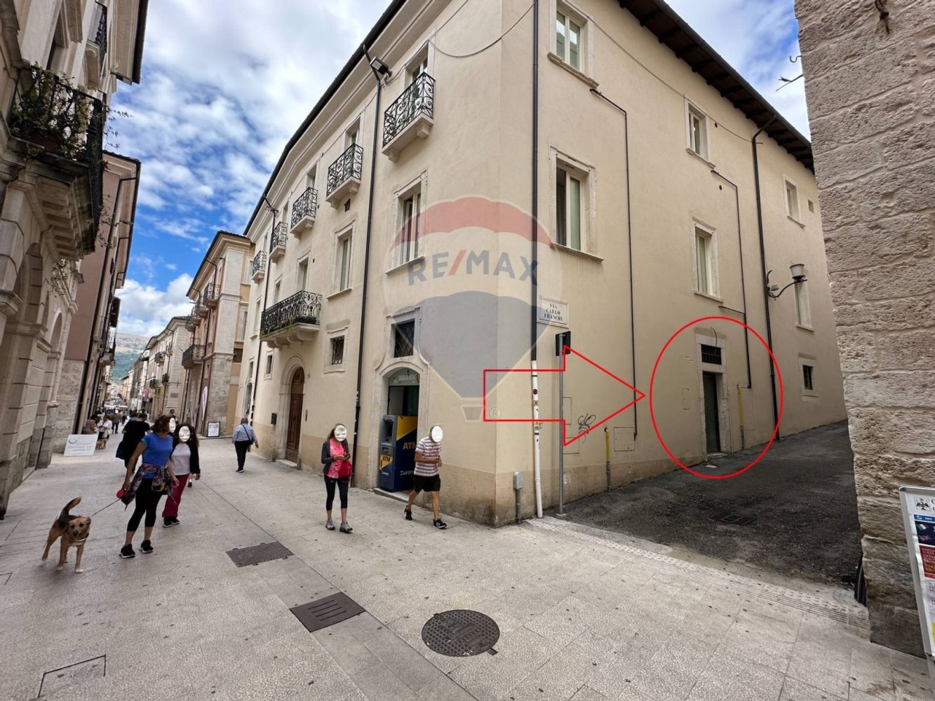 2-salle Propriété commerciale à L'Aquila, Italy No. 266435