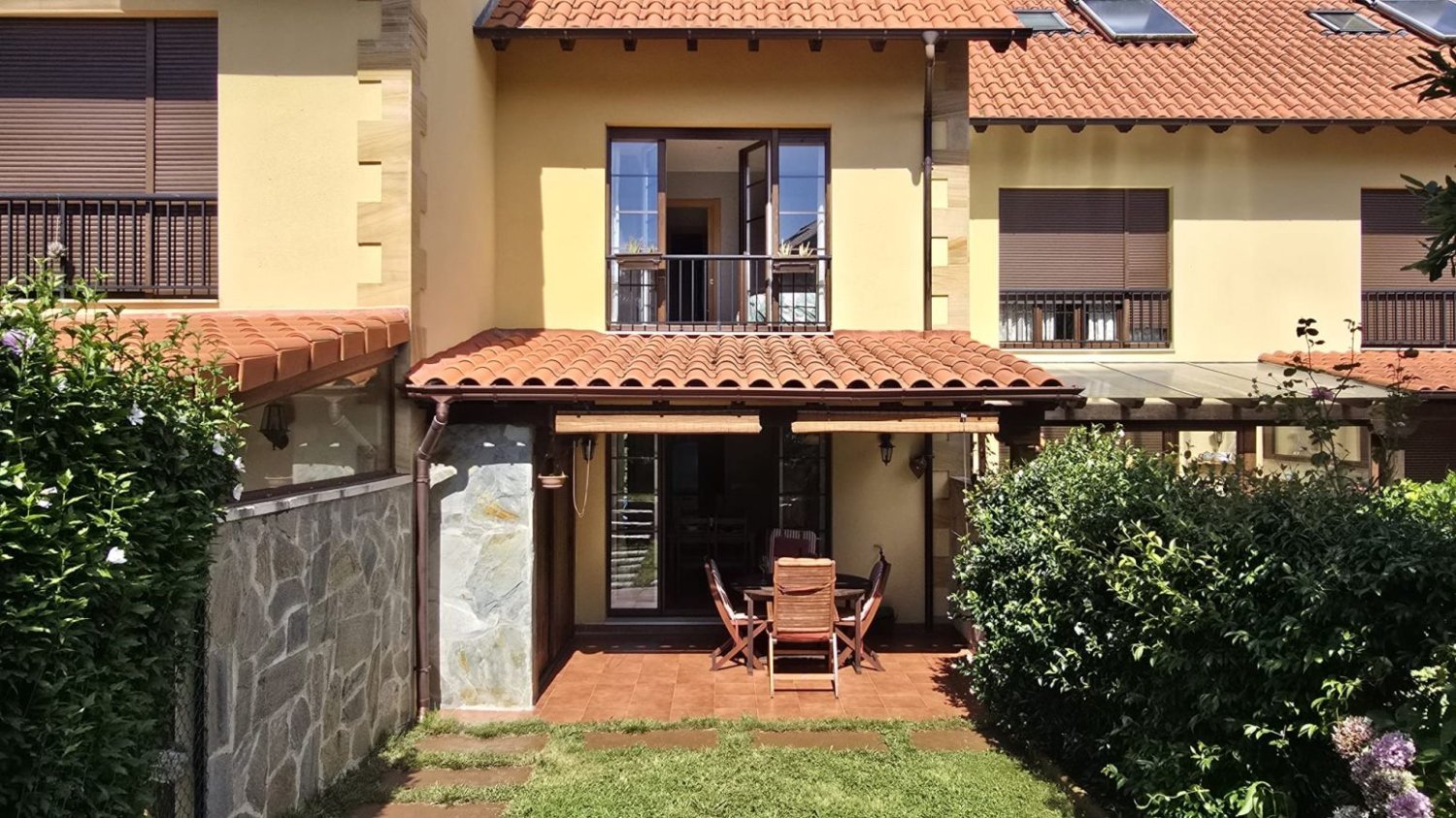 3 bedrooms Townhouse in Santillana del Mar, Spain No. 175217