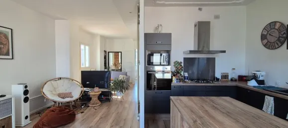 2 bedrooms Duplex in Saint-Etienne, France No. 351097 3