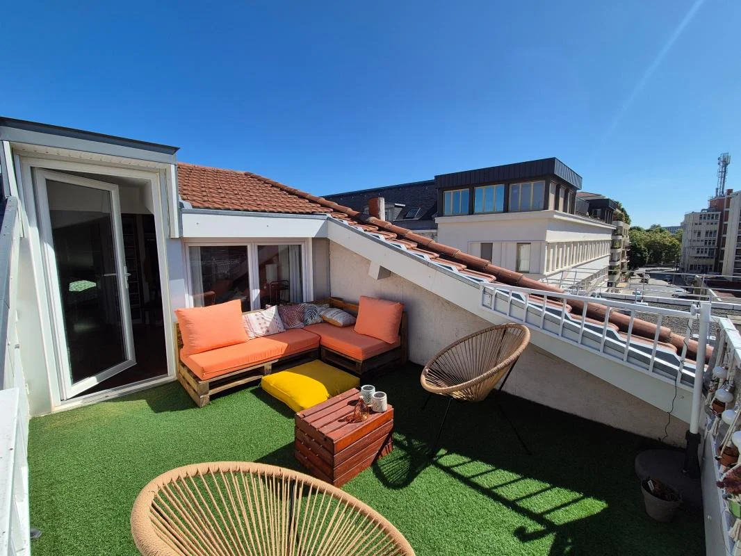 2 bedrooms Duplex in Saint-Etienne, France No. 351097