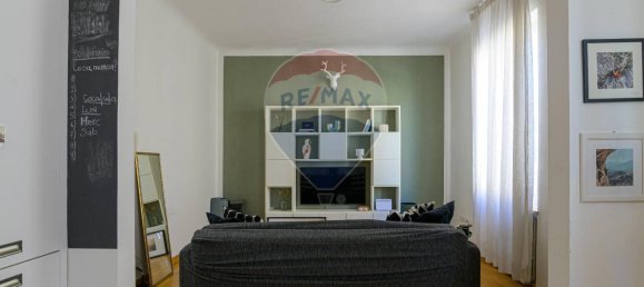 3 rooms Apartment in Jesi, Italy No. 8303 4