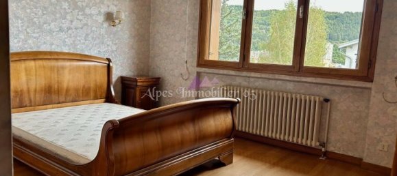 Casa de 3 dormitorios en Gap, France No. 345910 9