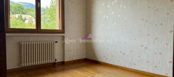 Casa de 3 dormitorios en Gap, France No. 345910 10