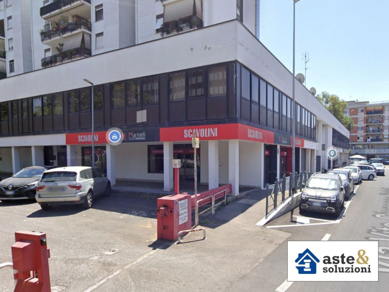 Oficina en Rome, Italy 240 m² No. 399897