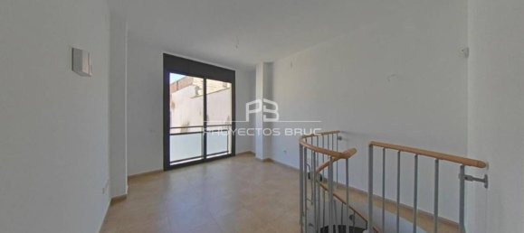 1 bedroom Duplex in Igualada, Spain No. 168541 4
