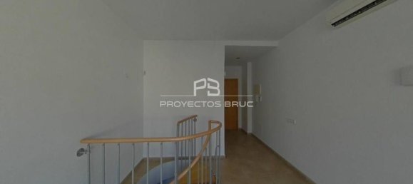 1 bedroom Duplex in Igualada, Spain No. 168541 3
