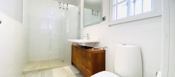 Adosado de 5 dormitorios en Estepona, Spain No. 145513 22