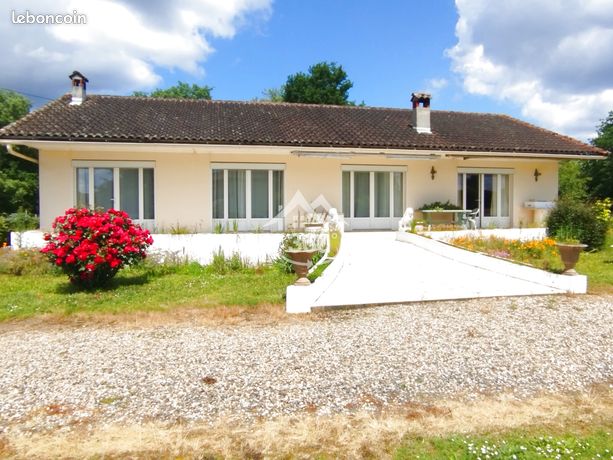 Вилла с 2 спальнями в Уэйе, Франция № 314691