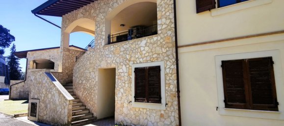 3 rooms Apartment in Corciano, Italy No. 109653 3