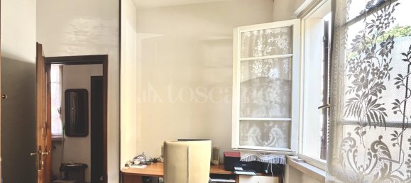 Дом с 8 комнатами в Брешиа, Италия № 324972 8