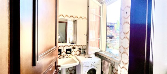 Дом с 8 комнатами в Брешиа, Италия № 324972 10