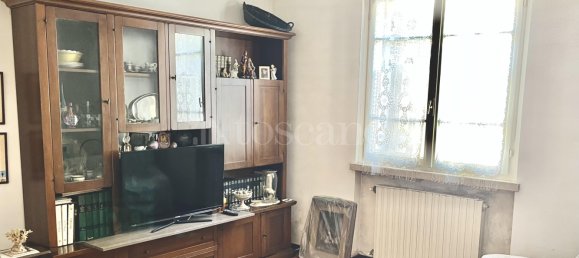 Дом с 8 комнатами в Брешиа, Италия № 324972 2