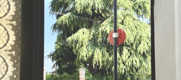 Дом с 8 комнатами в Брешиа, Италия № 324972 3