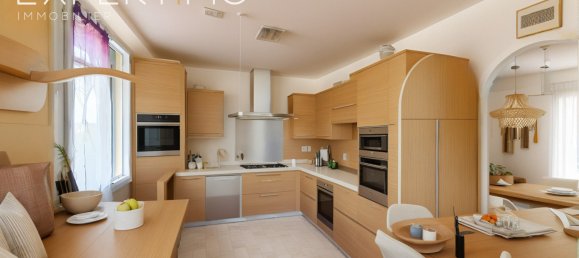 2 bedrooms House in Nogent-le-Roi, France No. 45428 4