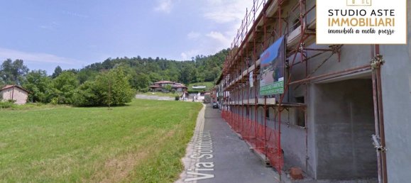 5 bedrooms Building in Monteu da Po, Italy No. 45065 11