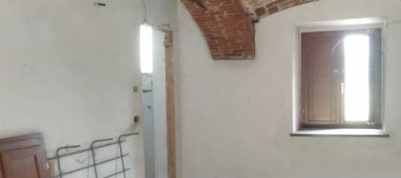5 bedrooms Building in Monteu da Po, Italy No. 45065 6