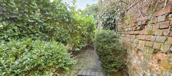 Casa em Peterborough, United Kingdom N.º 2133 9