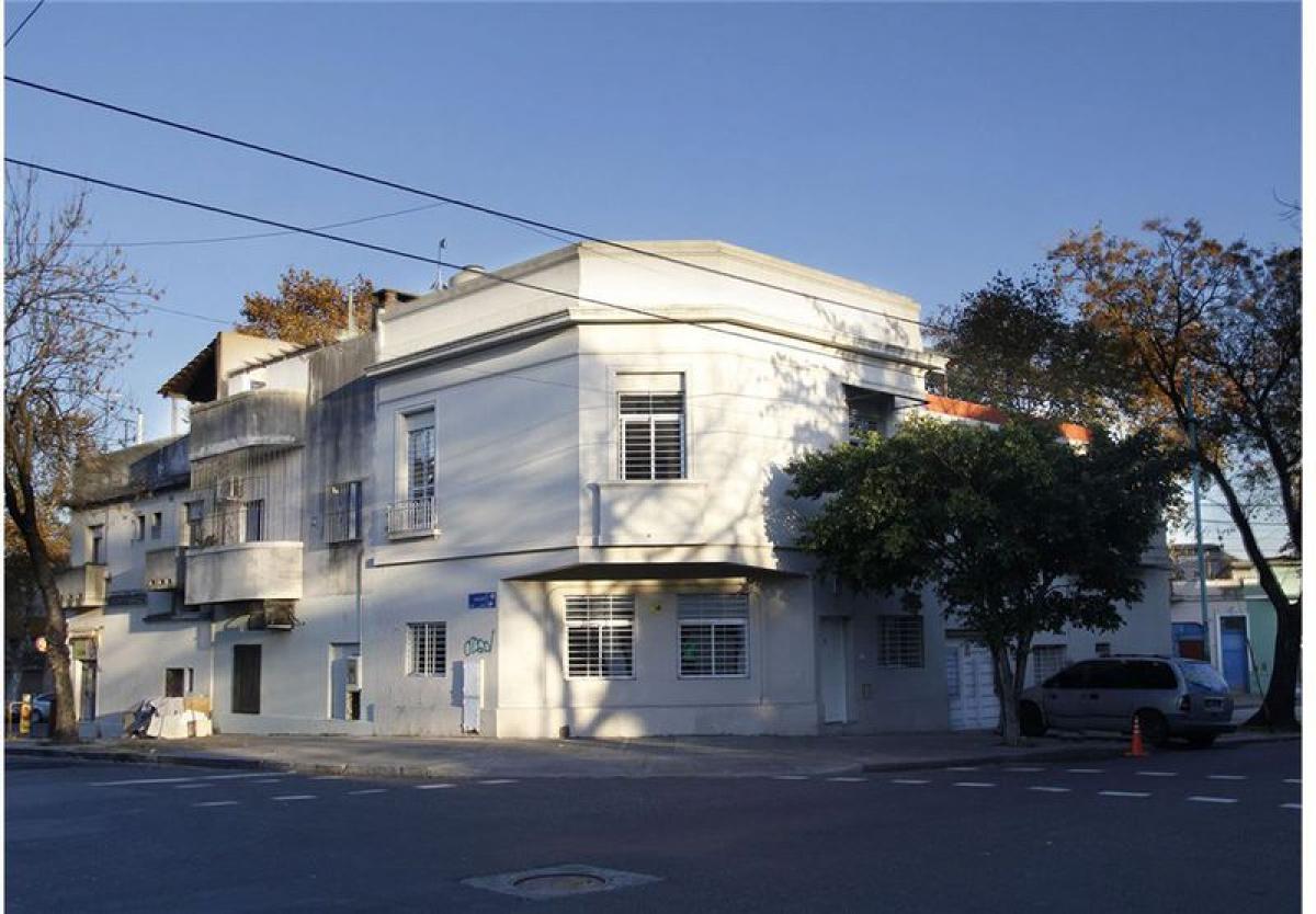 4 bedrooms House in Buenos Aires, Argentina No. 77938