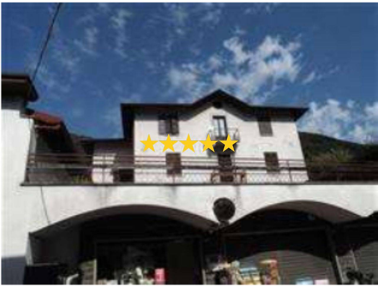 Apartamento T2 em Valbrona, Italy N.º 311937