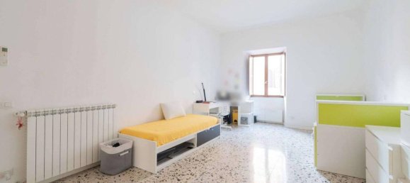 5غرفة شقة في Rome, Italy رقم 27094 36