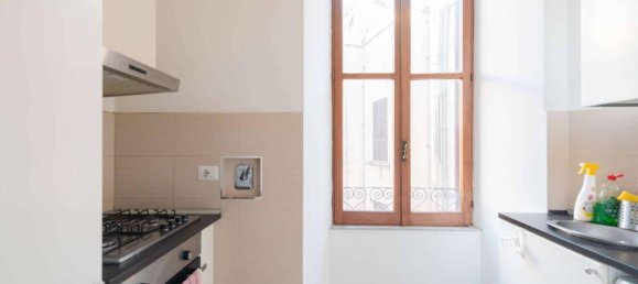 5غرفة شقة في Rome, Italy رقم 27094 69