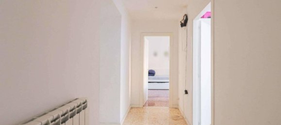 5غرفة شقة في Rome, Italy رقم 27094 19