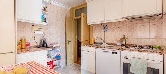 322m² Building in Valbom, Portugal No. 45103 14