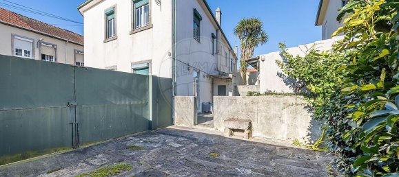 4 bedrooms House in Porto, Portugal No. 155956 22