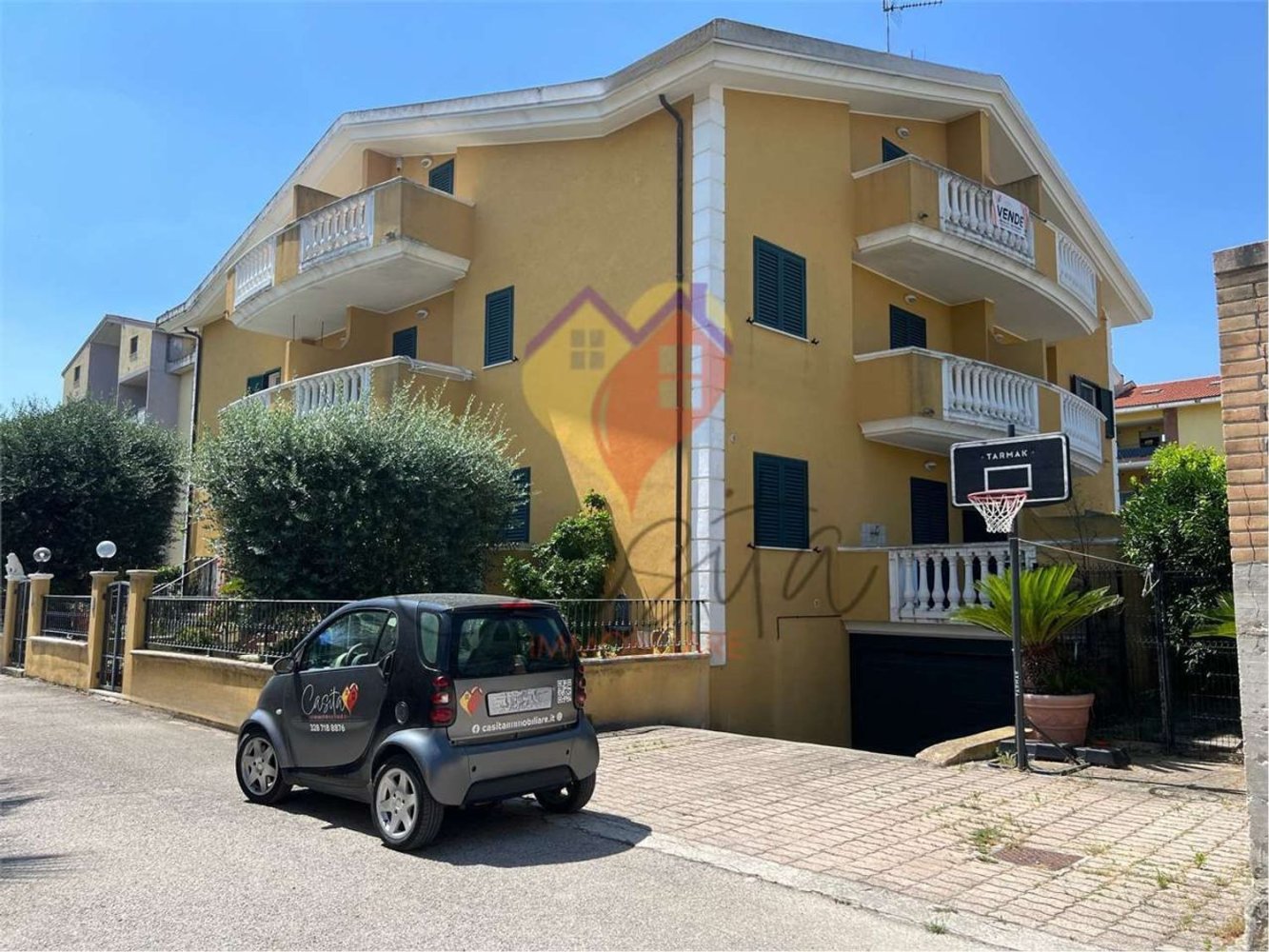 Villa de 6 habitaciónes en Corropoli, Italy No. 132184