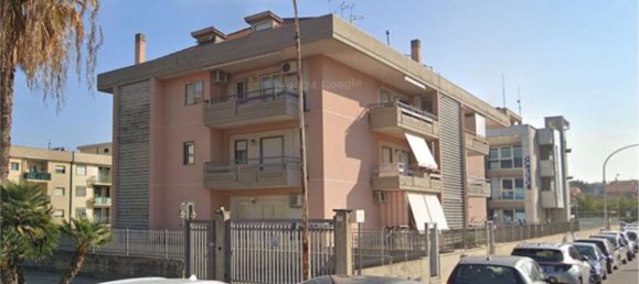 Квартира с 4 комнатами в Лентини, Италия № 43260 2