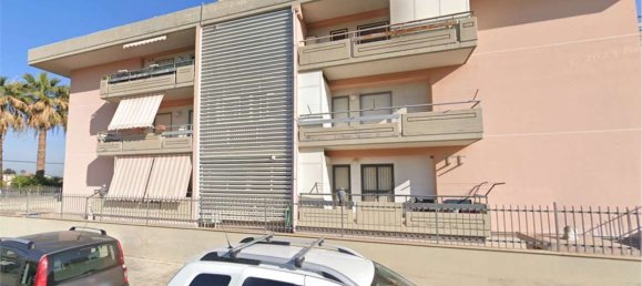 Квартира с 4 комнатами в Лентини, Италия № 43260 5