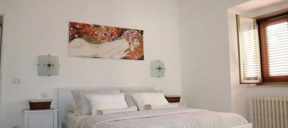 3 bedrooms House in Rapino, Italy No. 689 6