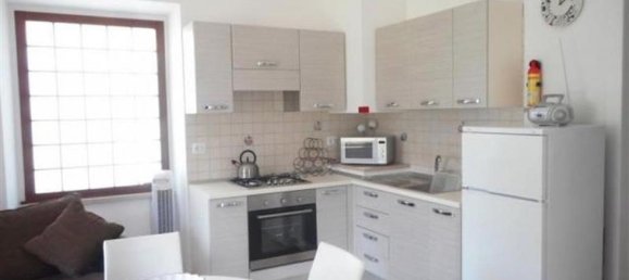 3 bedrooms House in Rapino, Italy No. 689 5