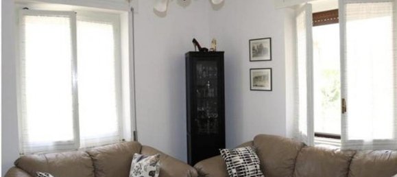 3 bedrooms House in Rapino, Italy No. 689 3