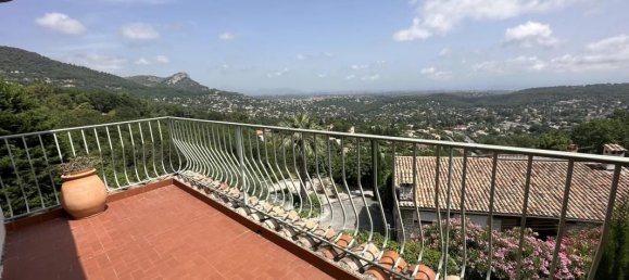 5 bedrooms Villa in Alpes-Maritimes, France No. 342368 4