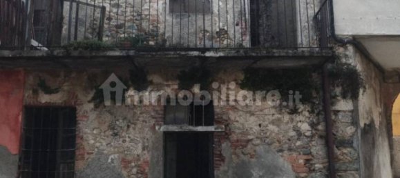 3 rooms Apartment in Carugo, Italy No. 359278 19